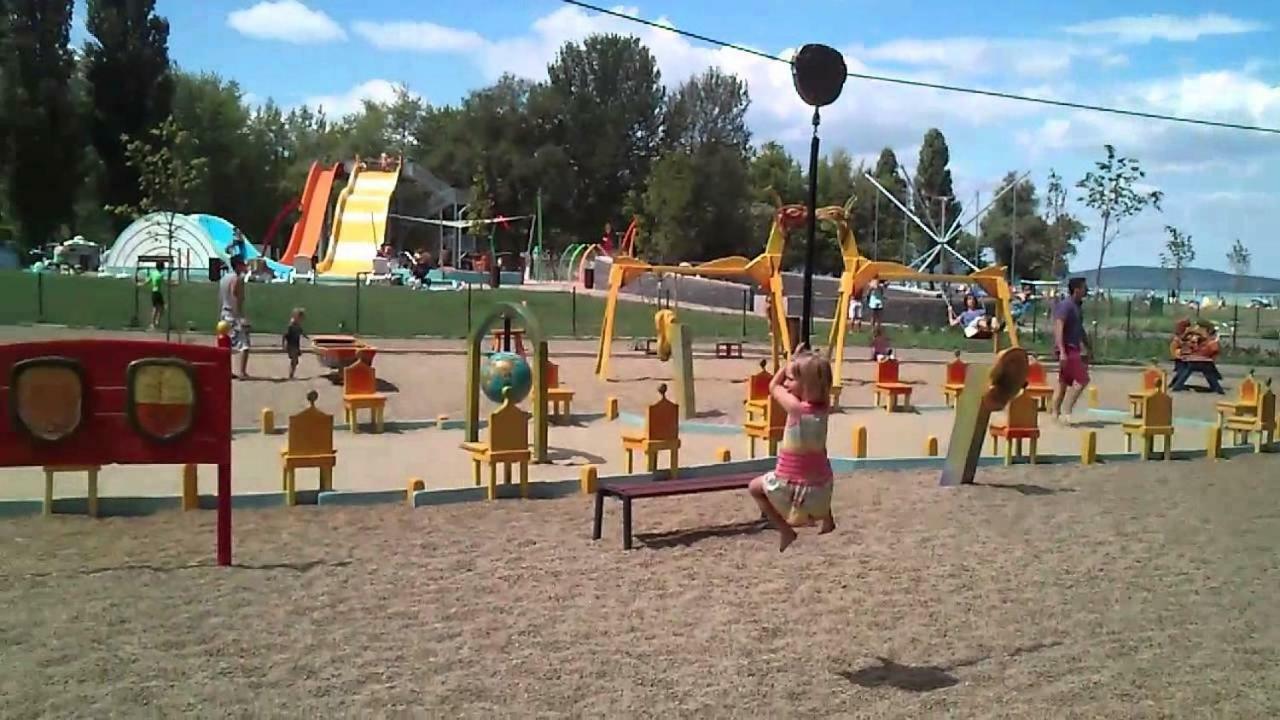 Kids' Paradise House Balatonboglár Buitenkant foto