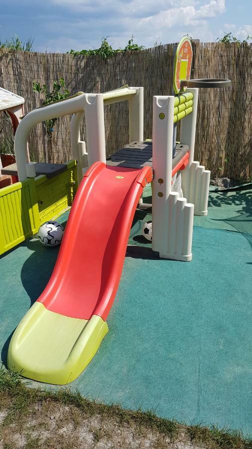 Kids' Paradise House Balatonboglár Buitenkant foto